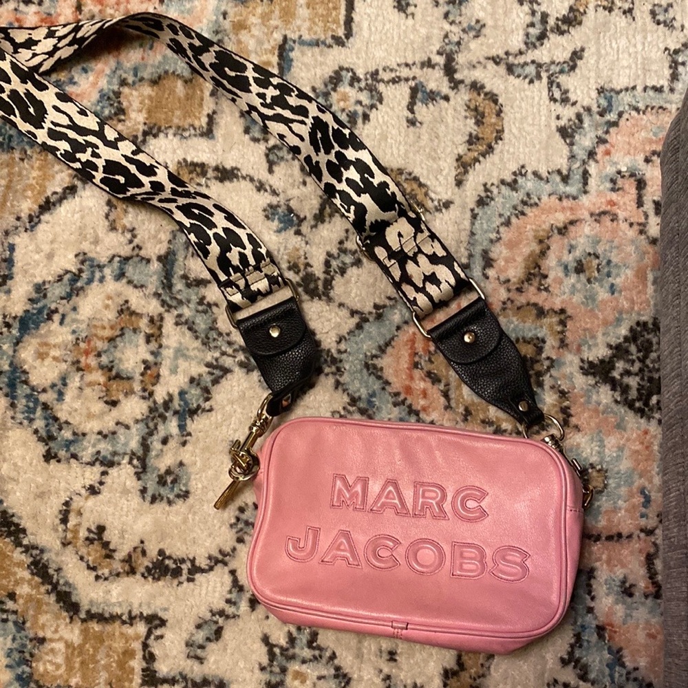 Marc Jacobs cross body